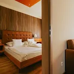Hotel Aqua