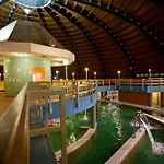 Aqua Hotel