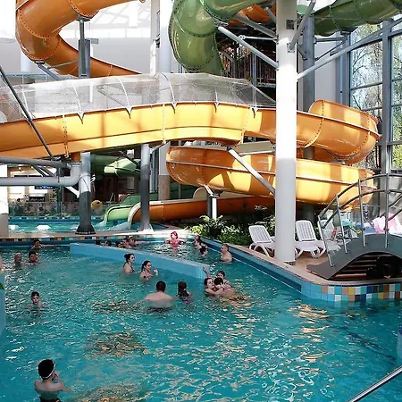 Aqua Hotel 3*